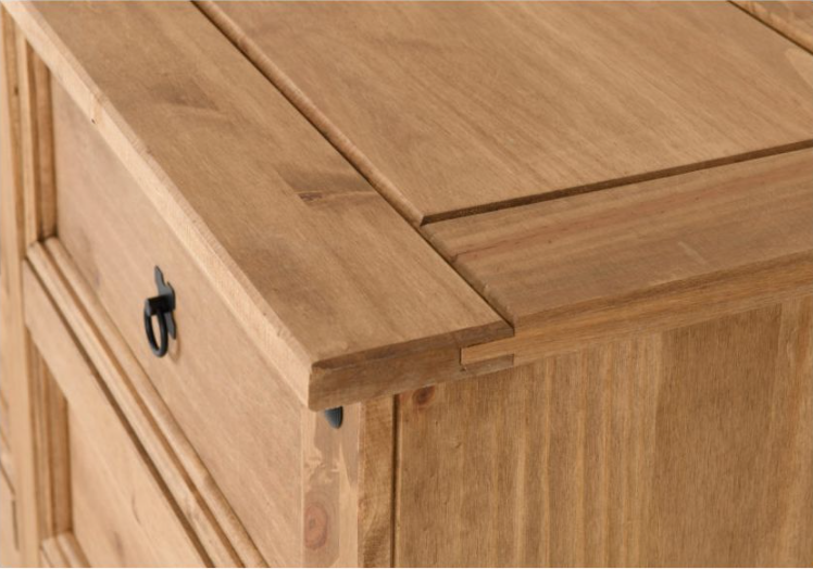 Heritage Home UK Fine Home Furniture Waxed Pine Wooden Close Up Handle View