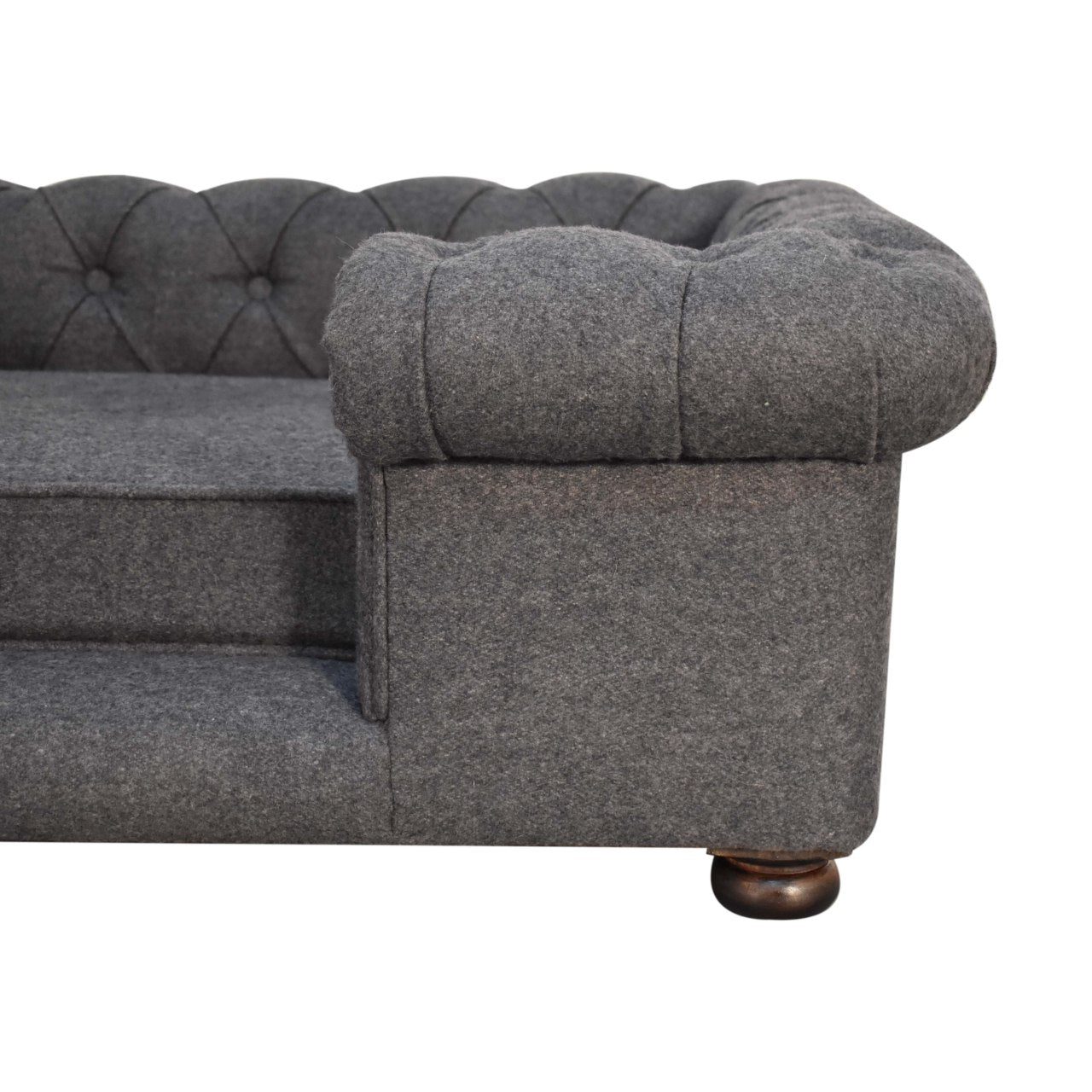 Heritage Collection Battleship Tweed Button Pet Bed