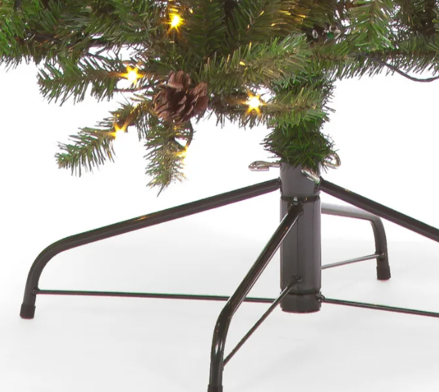 Pre Lit 6ft Pine Creek Green Christmas Tree with 290 Warm White LEDs + Cones & Berries 796 Tips