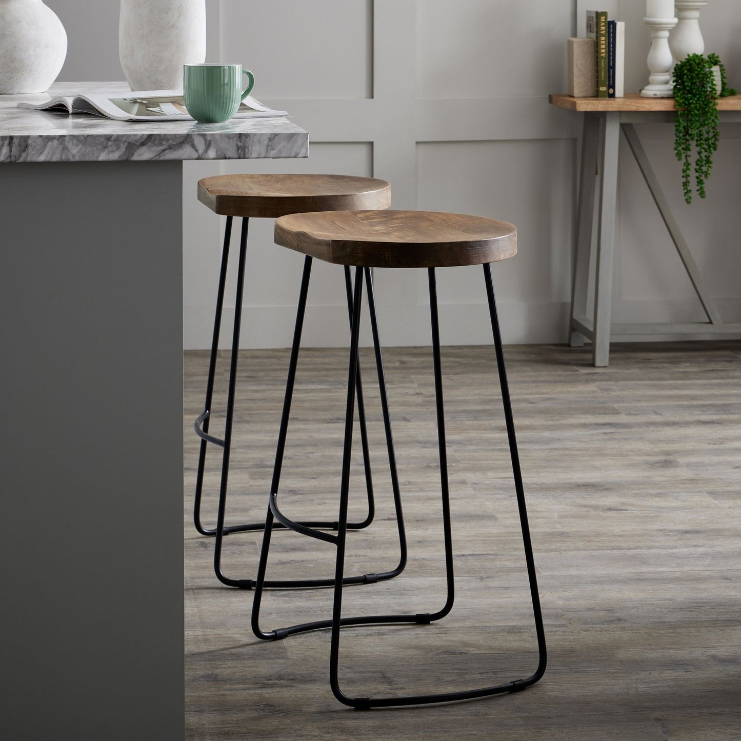 Franklin Hardwood Shaped Barstool