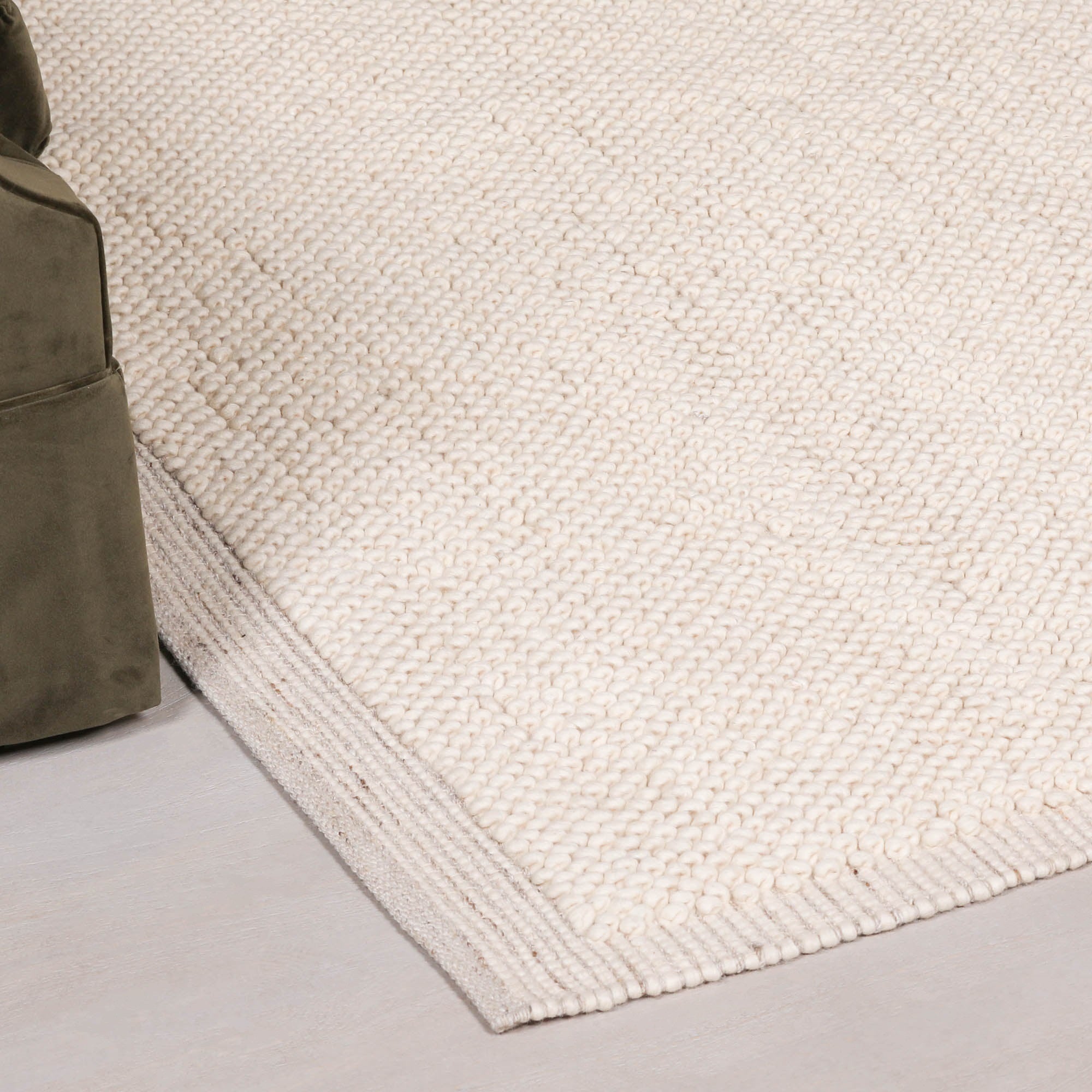 Harry Christian Home Ivory Pebble Wool Border Rug 260x180cm