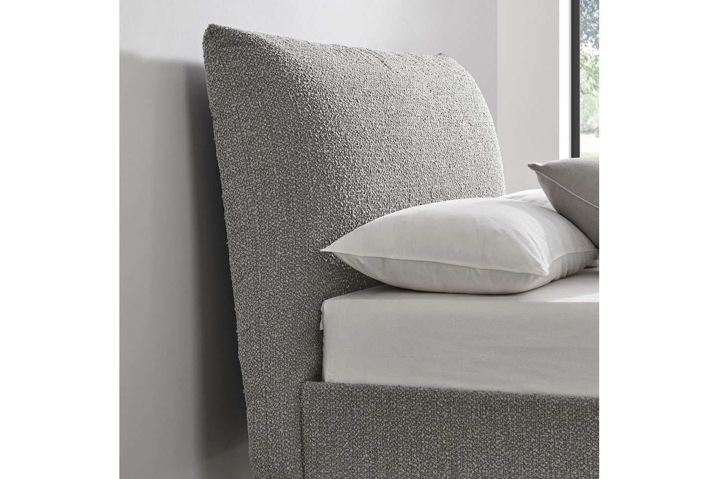 The Hampshire Kingsize Bed In Boucle Grey