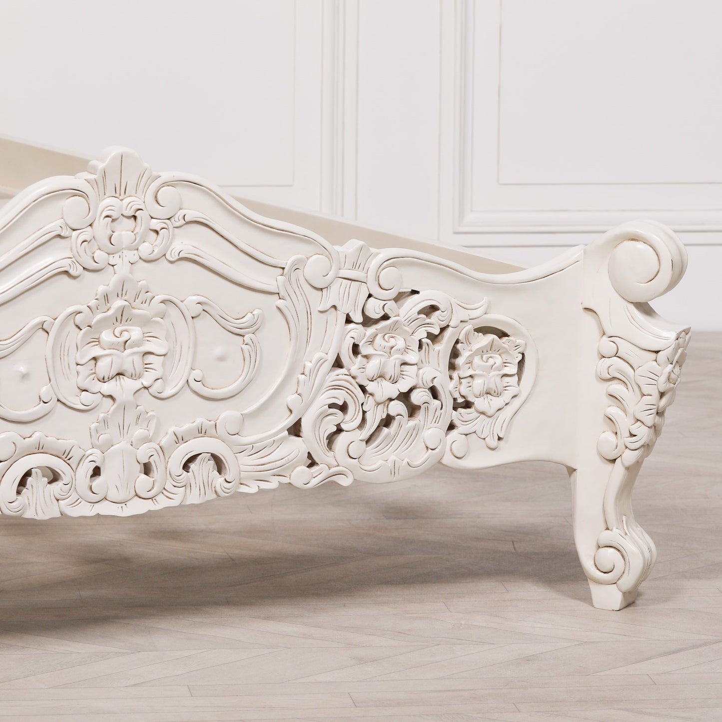 Rococo 5ft King Size Carved Bed