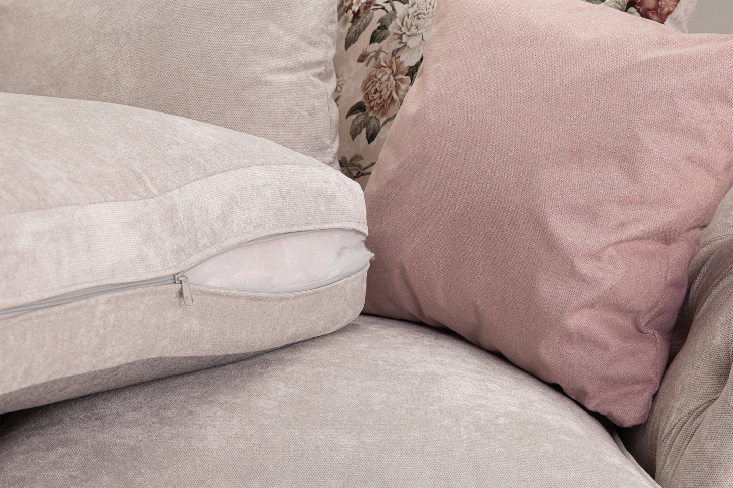 Rome Chesterfield Style 2 Seater Sofa