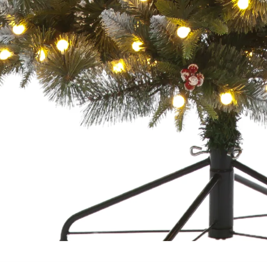 6FT / 180cm Minnesota Artificial Spruce Christmas Tree with Berries