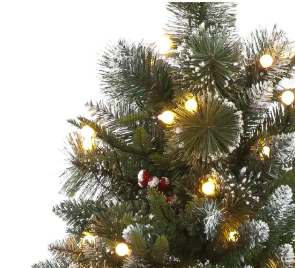 6FT / 180cm Minnesota Artificial Spruce Christmas Tree with Berries