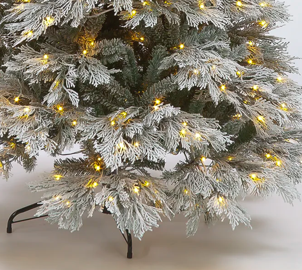 Pre Lit 7ft Mont Blanc Flocked Artificial Christmas Tree with 500 Warm White & Multi LEDs