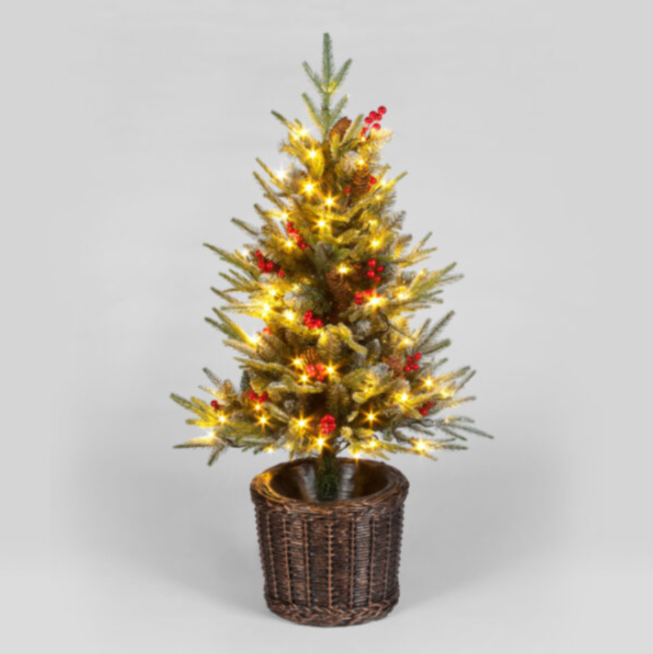Pre-Lit 120cm Ontario Porch Christmas Tree with 100 LEDs & Basket