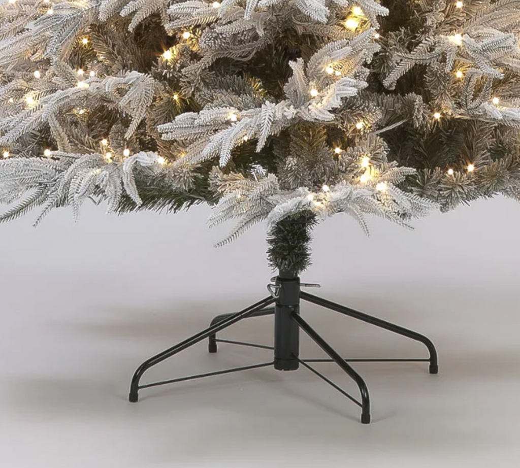 Pre Lit 150cm Flocked Platinum Fir Christmas Tree With 1810 Tips & 250 Warm White LEDs