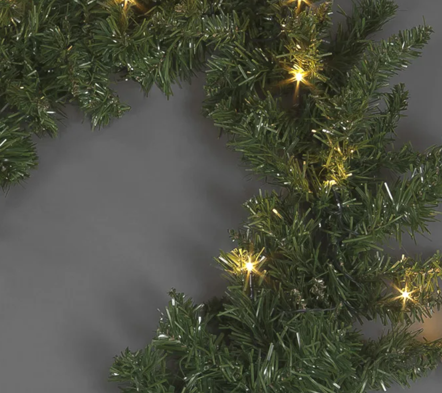 1.8m Battery Operated Pre Lit Garland with 20 LEDS Warm White