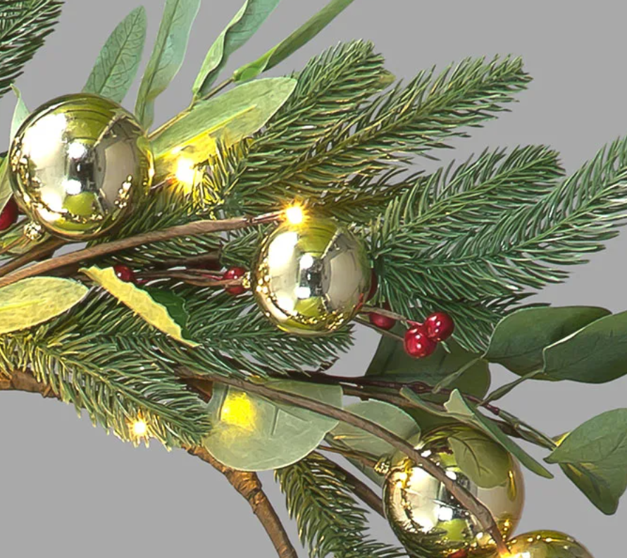 Battery Operated 60cm Mixed Leaf Pre Lit Wreath Red Berries