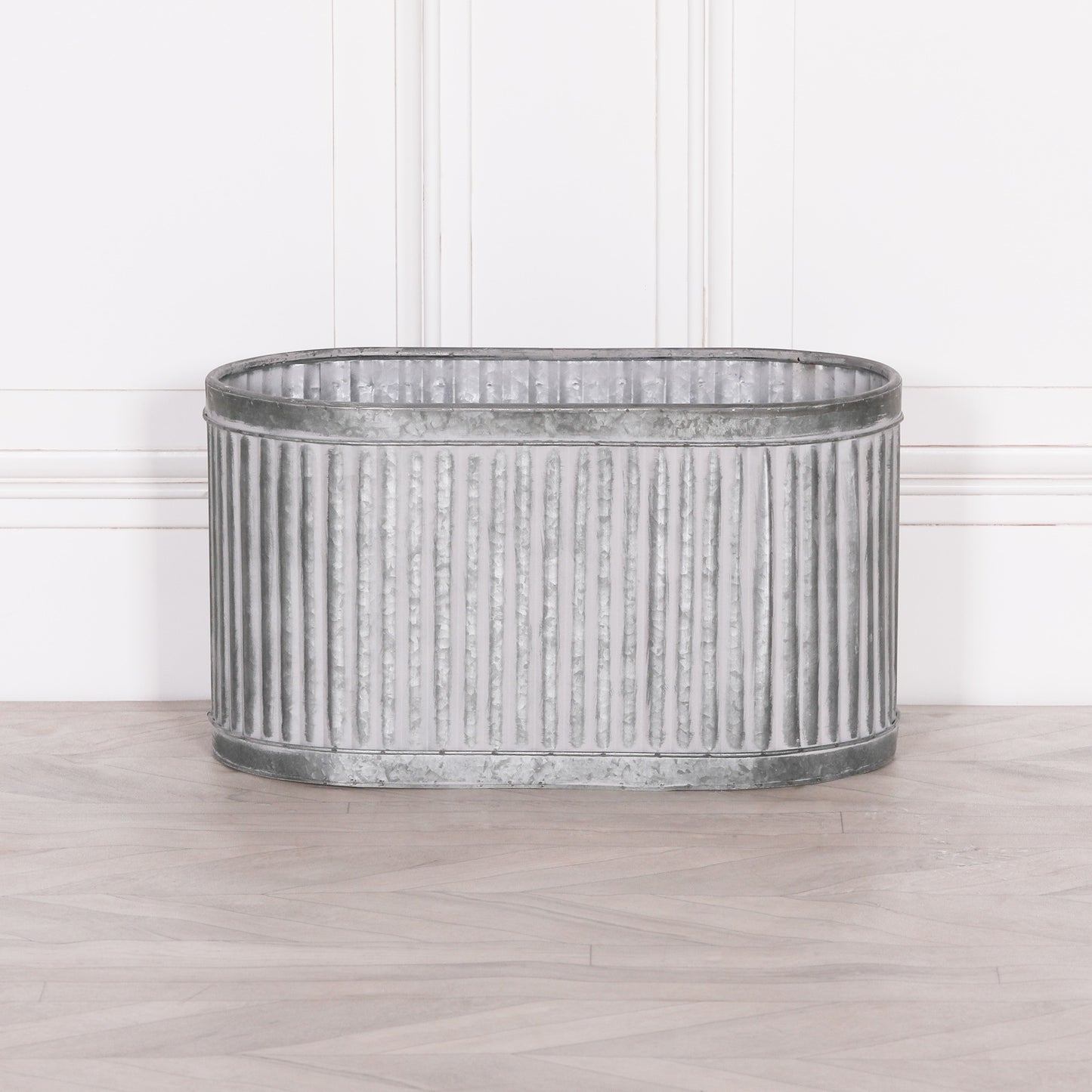 Ribbed Metal Planter – Medium