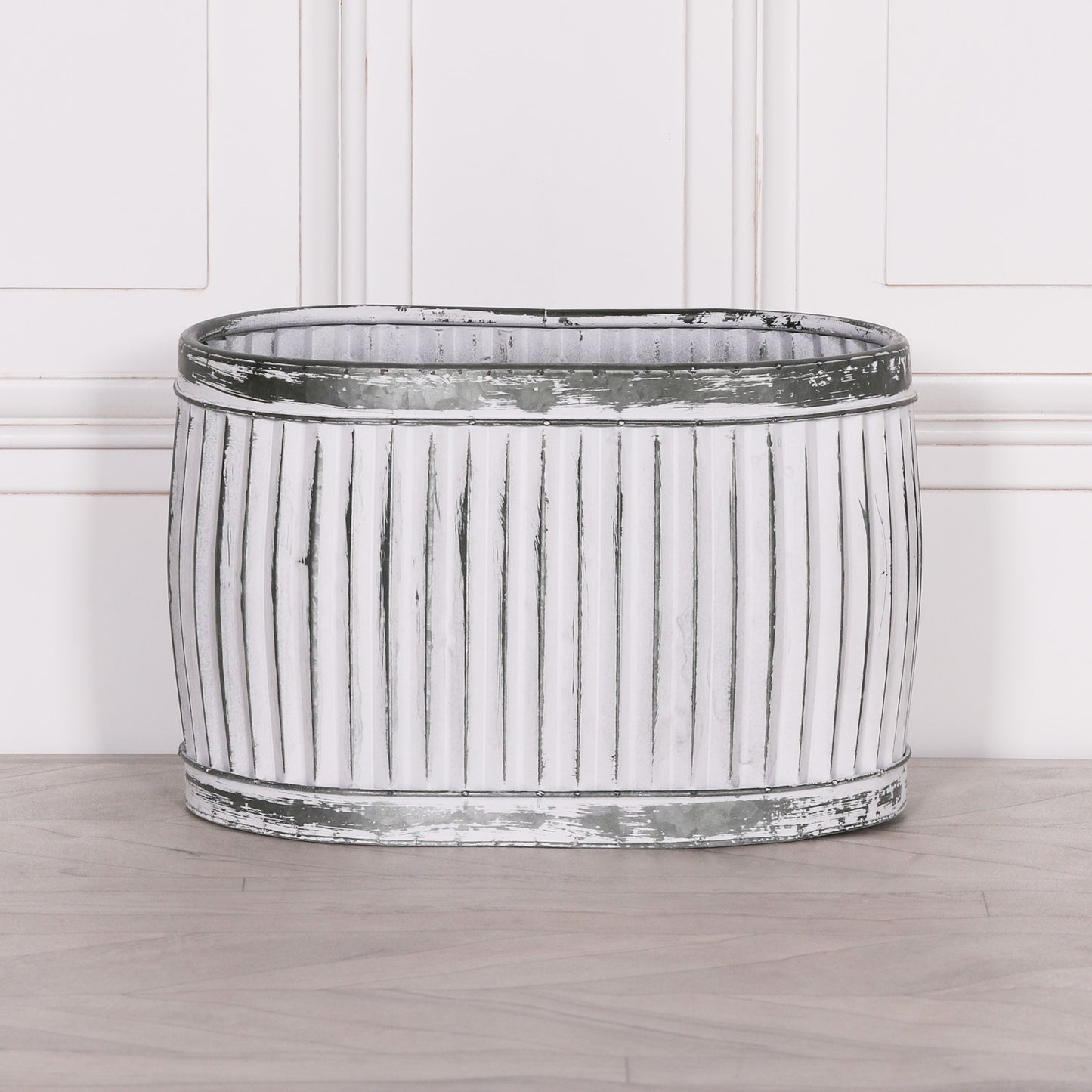 Dolly Tub Oval Metal Planter – Small