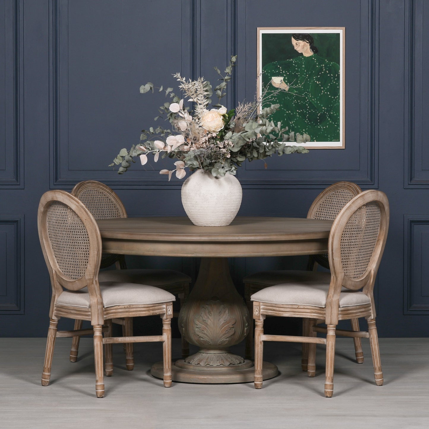 Rustic Washed 150cm Round Acorn Dining Table