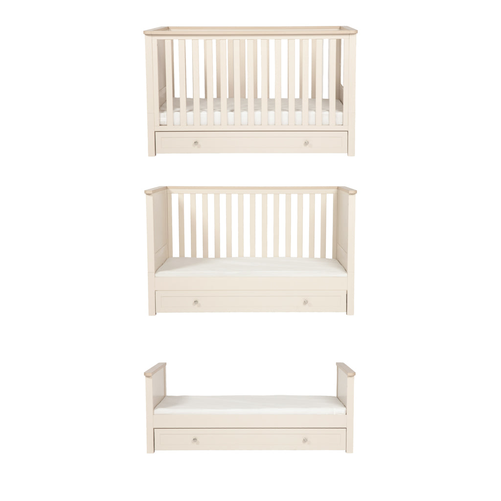 Wanderer 2 Piece Nursery Room Furniture Set Cashmere and Oak